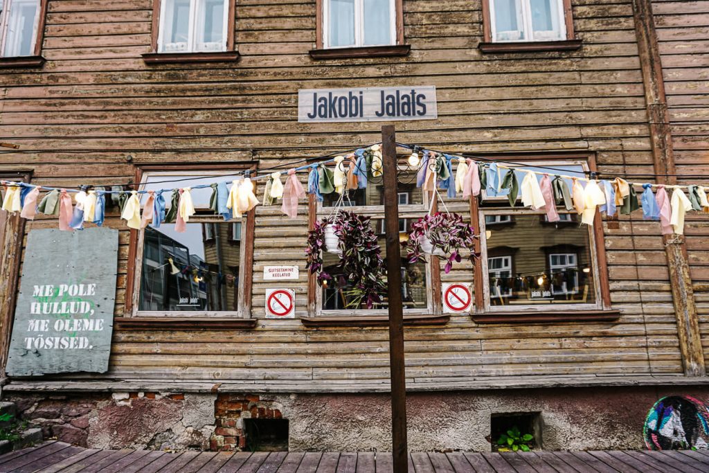 restaurants in Karlova - Jakob Jalats