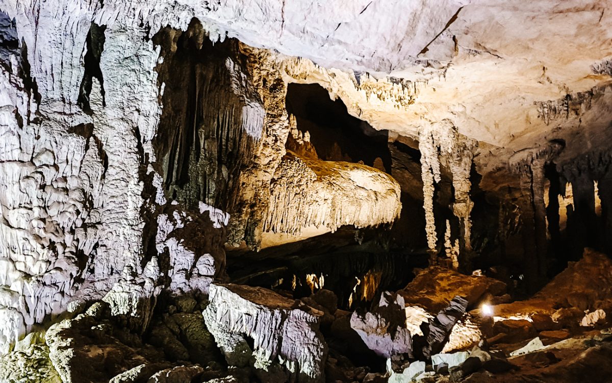 Konglor cave is een van de mooiste plekken in zuid Laos.