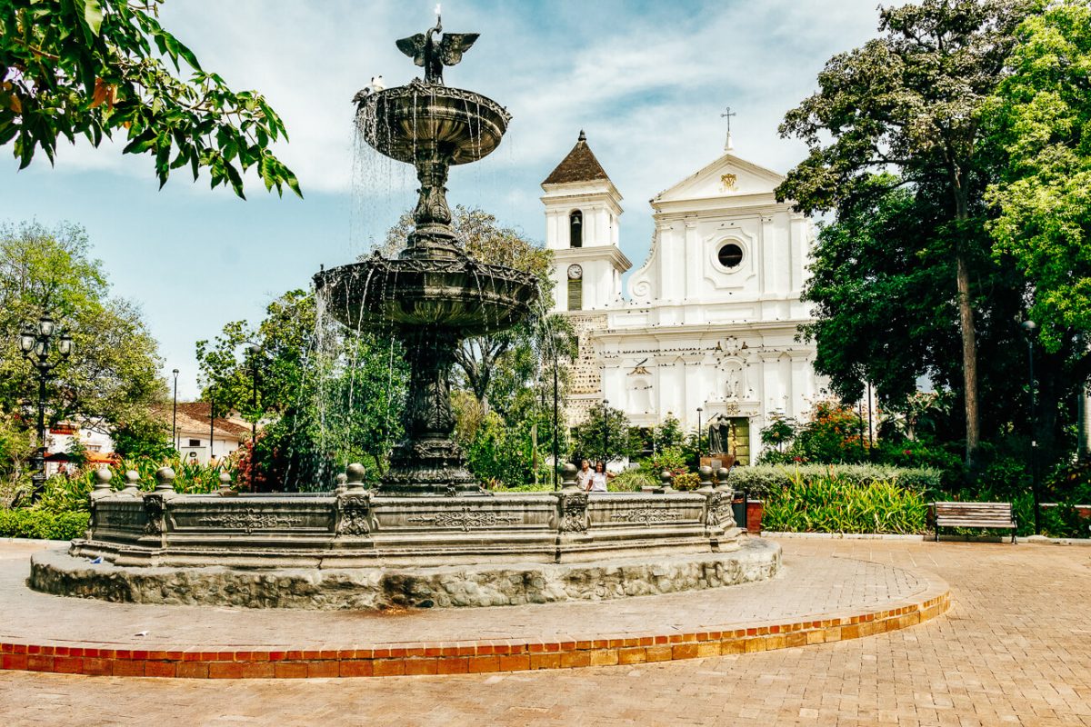 Santa Fé de Antioquia is a beautiful colonial town in the surroundings of Medellin.
