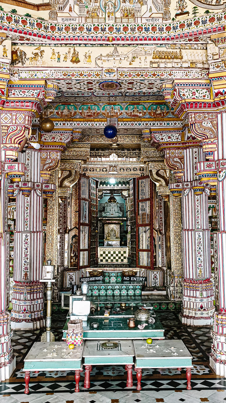 Visiting Seth Bhandasar Jain tempel is one of the best things to do in Bikaner India.