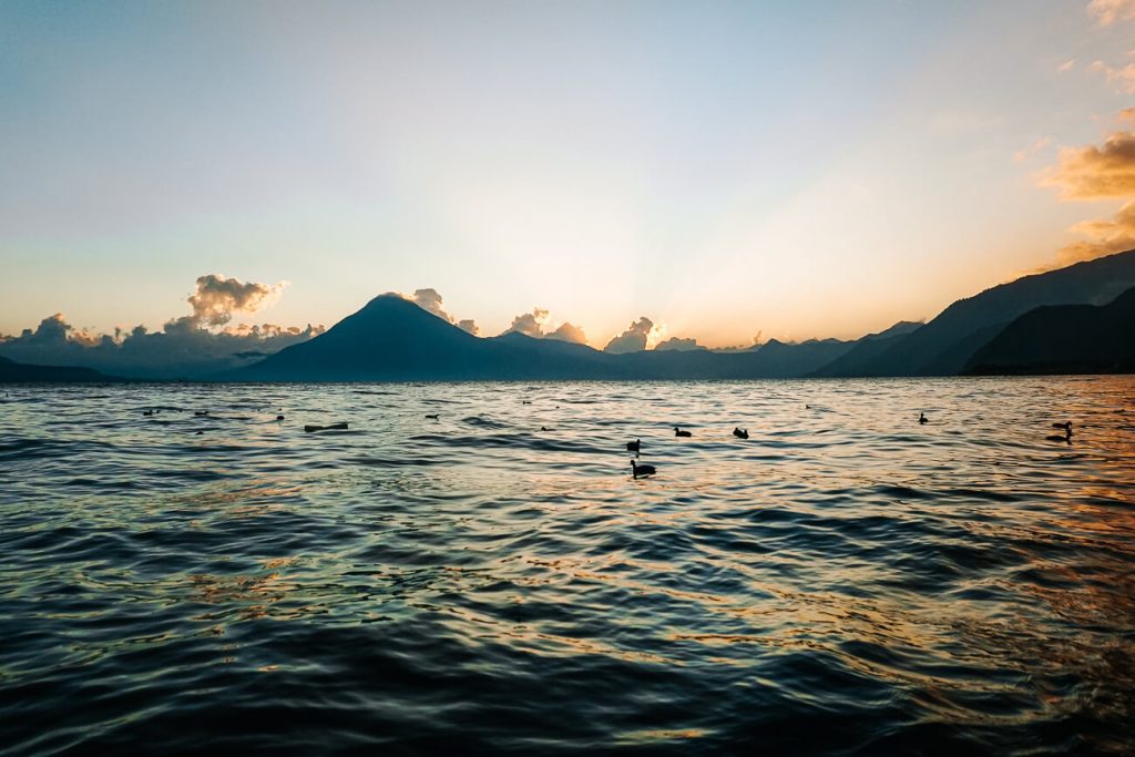 Discover my travel tips for Lago de Atitlán.