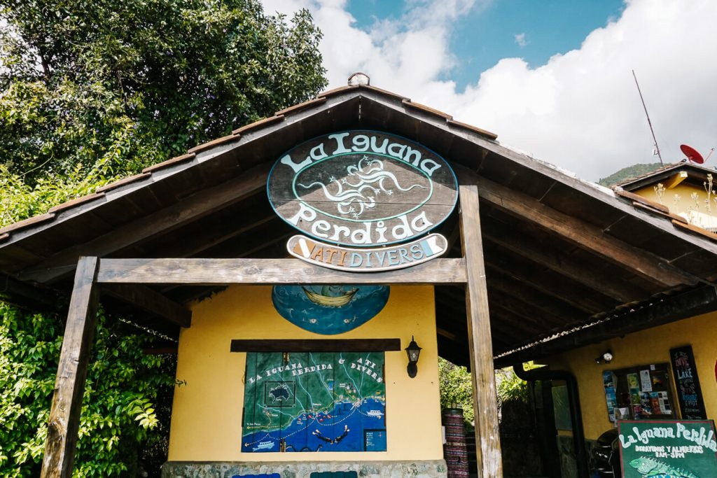 Hotels Lake Atitlan Guatemala - La Iguana Perdida