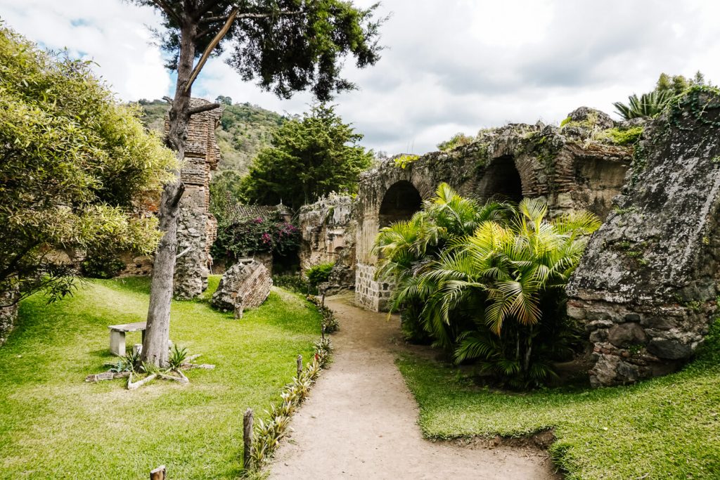 San Francisco ruïnes in Antigua Guatemala.