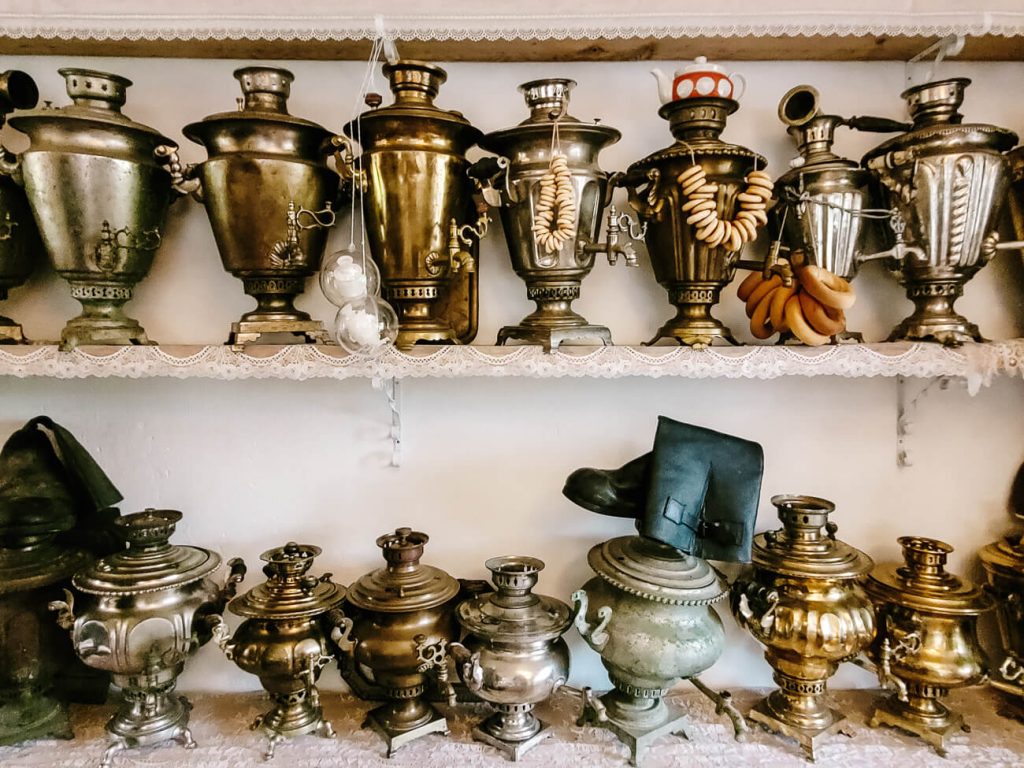 many samovars (russian watercookers) in Samovar House, one of the places to visit in Varnja during your tour along the Onion Route and Lake Peipsi