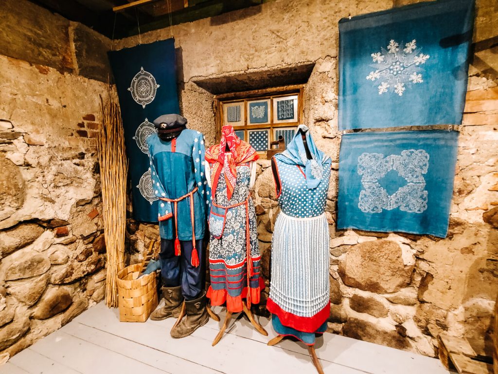 traditional clothes of the old believers during the onion route around Lake Peipsi