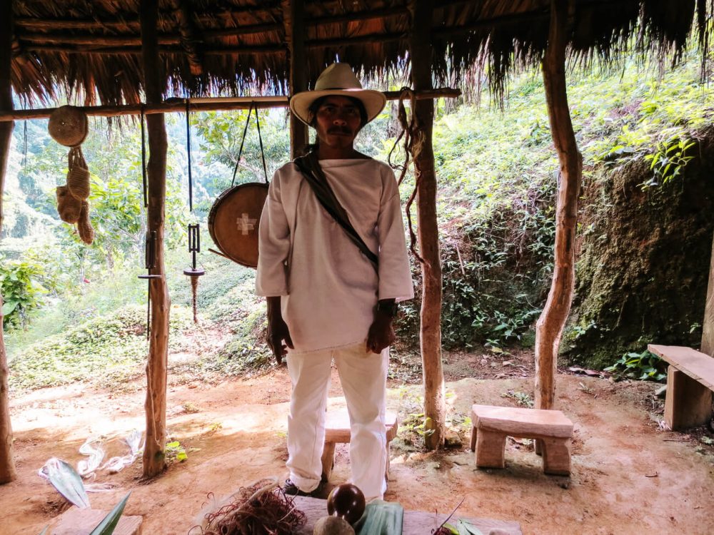 tijdens de Lost City trek passeer je veel inheemse Kogui dorpjes en krijg je uitleg over lokale tradities en gebruiken