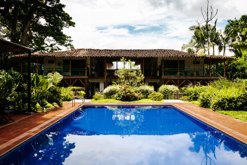 swimming pool at Hacienda Bambusa hotel in Colombia coffee region