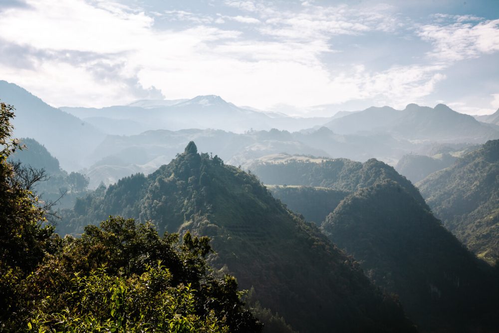 uitzicht vanaf nido del condor ecolodge in Colombia