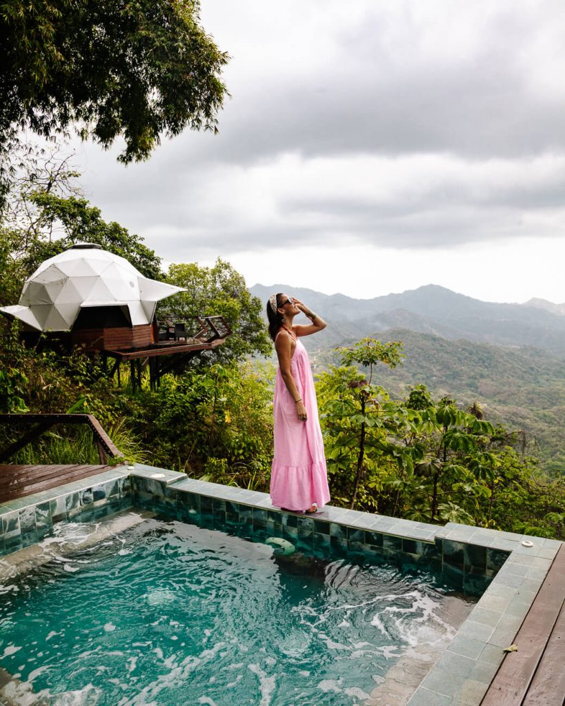 Deborah at jacuzzi of Trekker Glamping in Minca, enjoying the views.