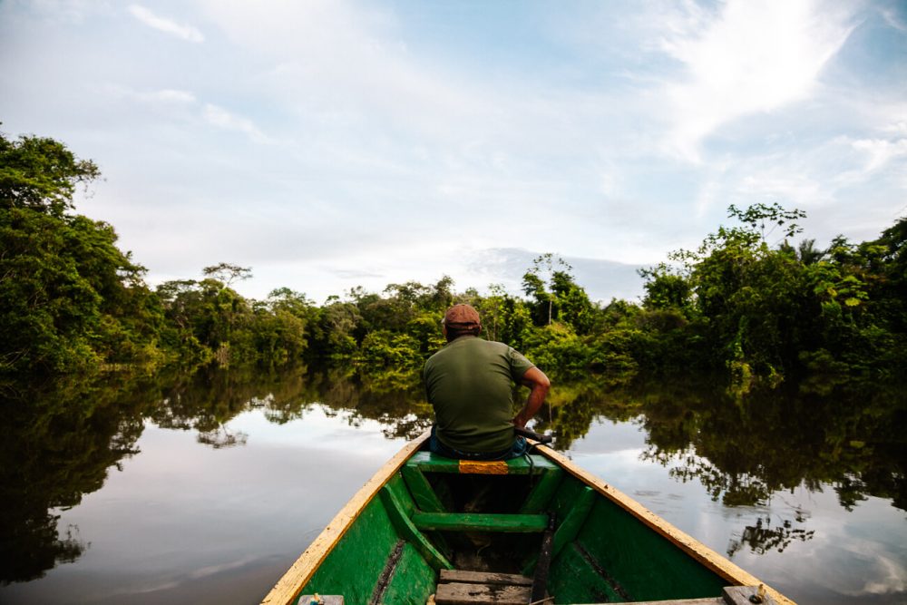 boottocht op amazone rivier in Colombia