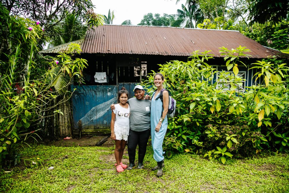 Deborah met familie in jungledorpje Mocagua