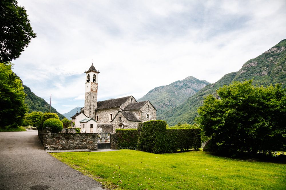 kerkje in Ticino Zwitserland