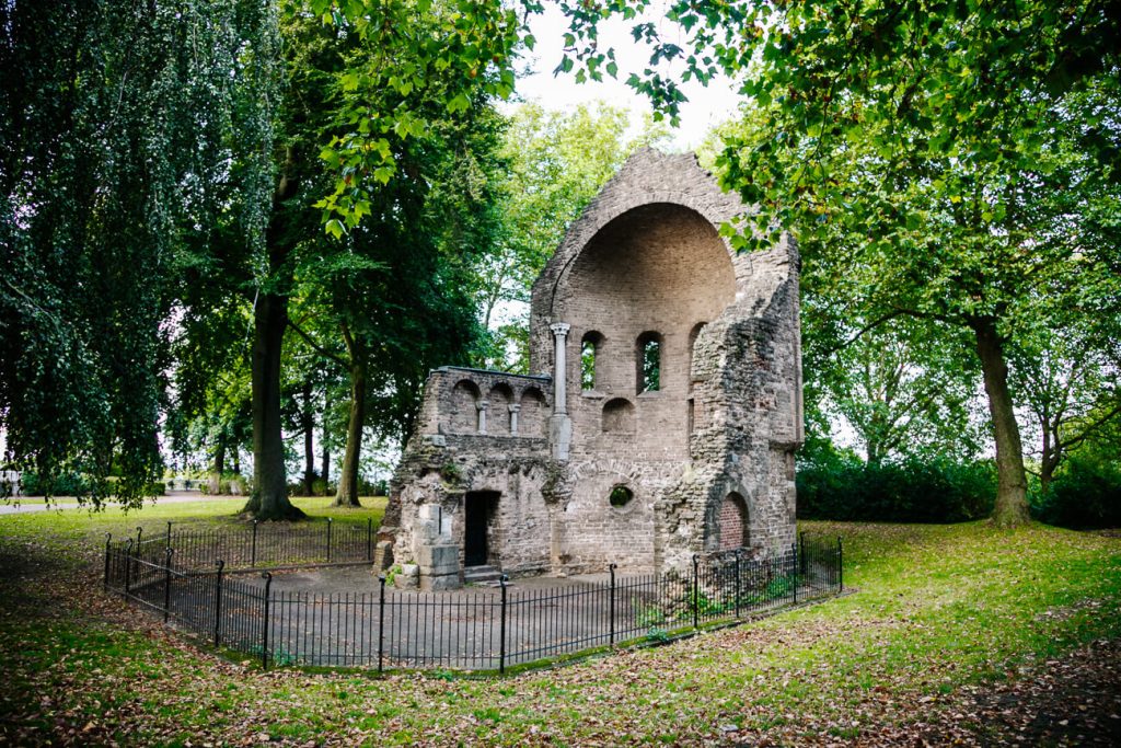 The Barbarossa ruin is beautifully located and a national monument. It is one of the best things to do Nijmegen.