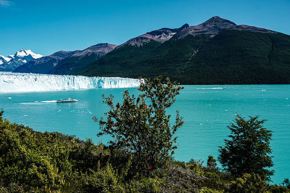 The Perito Moreno glacier in Argentina is located in one of the most beautiful national parks, Los Glaciares.