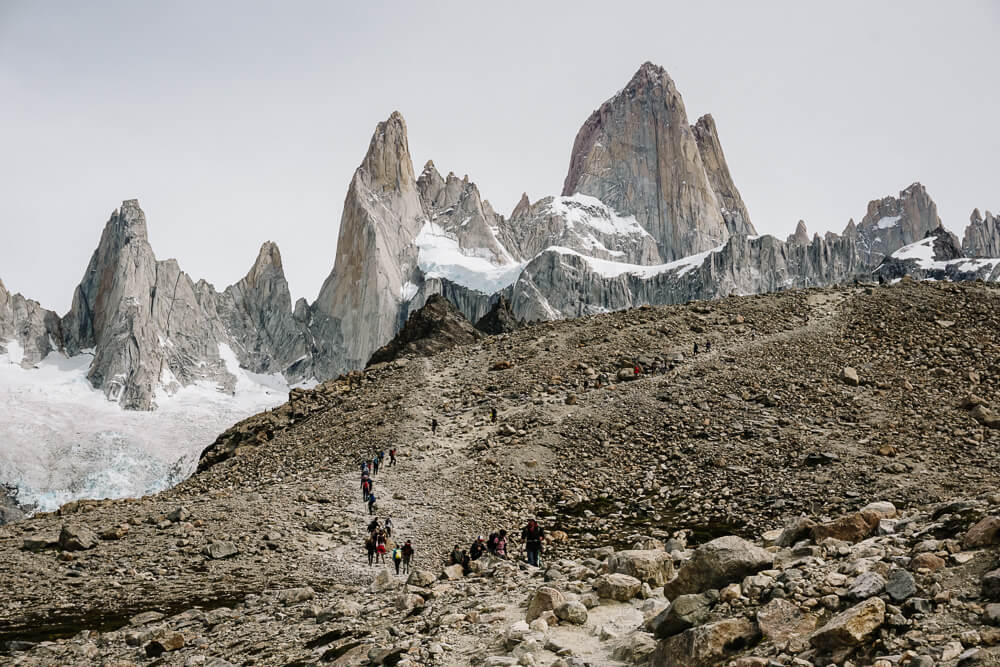 Trail to Laguna de los Tres, one of the best day hikes in El Chaltén Argentina.