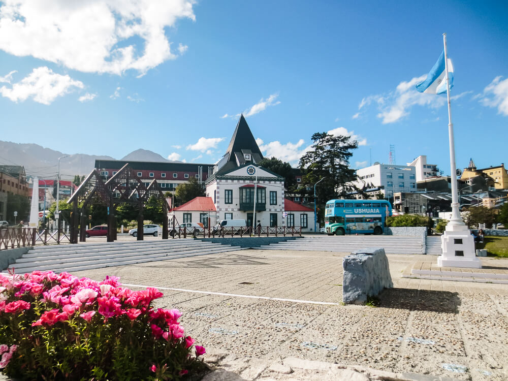 Ushuaia Argentina in spring - discover it in my travel guide.