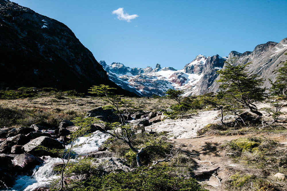 The trail to Laguna Esmeralda, one of the best hikes in Ushuaia.