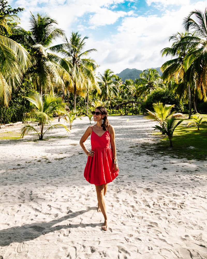 Deborah bij Playa Koralia, een van de mooiste duurzame boutique hotels aan de Caribische kust van Colombia.