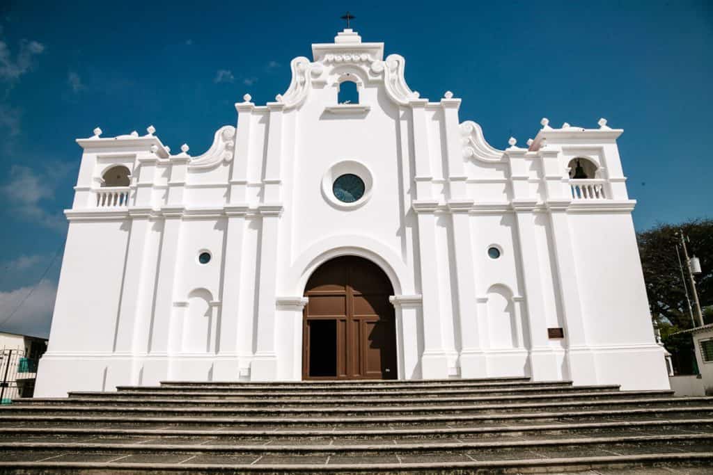 White church in Apaneca.