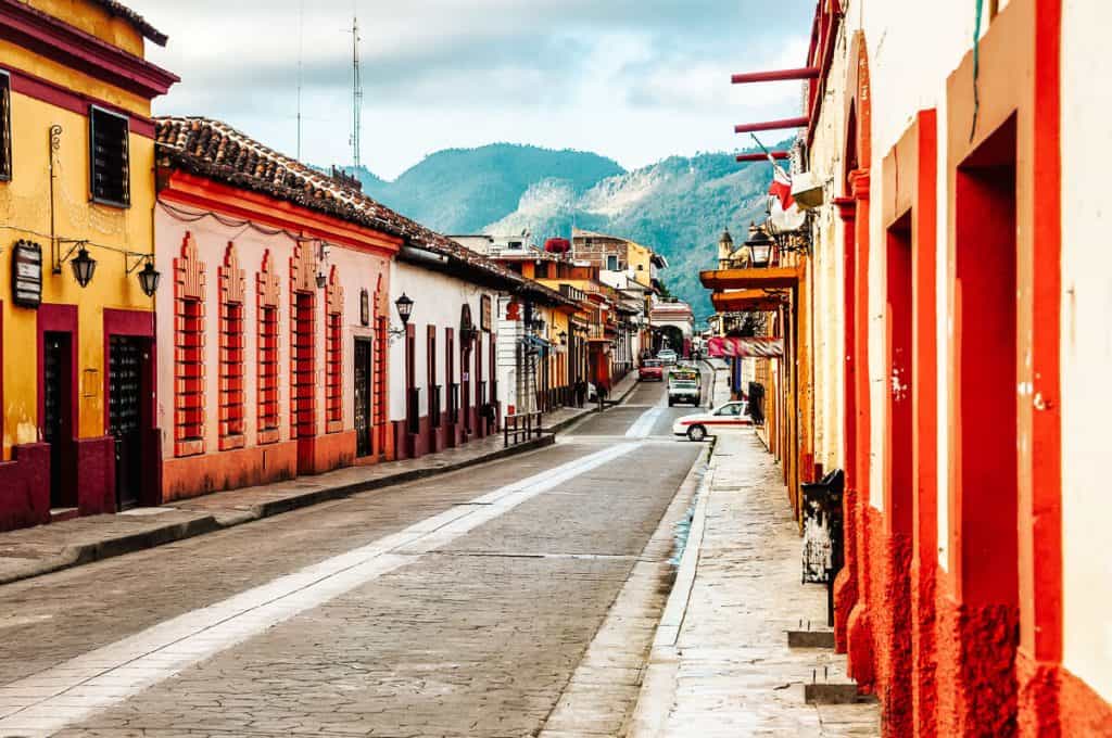 De kleurrijke straatjes van San Cristóbal de las Casas in Chiapas in Mexico.