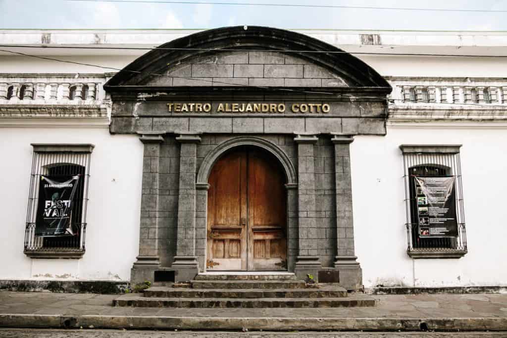 Alejandro Cotto theater.