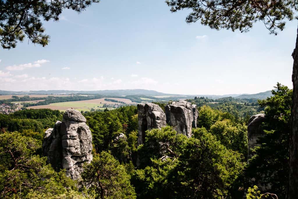 One of the best things to do in the Prague surroundings if you want to go into nature,  is to visit the Bohemian Paradise. Český ráj, consists of several rock cities, with impressive rocks, walls and towers, made of sandstone and is a true hiking destination.