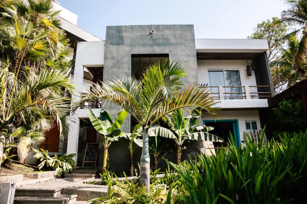 Hotel Palo Verde is een van de fijnste boutique hotels van El Salvador, dat helemaal in het teken staat van strand, surfen en duurzaamheid.