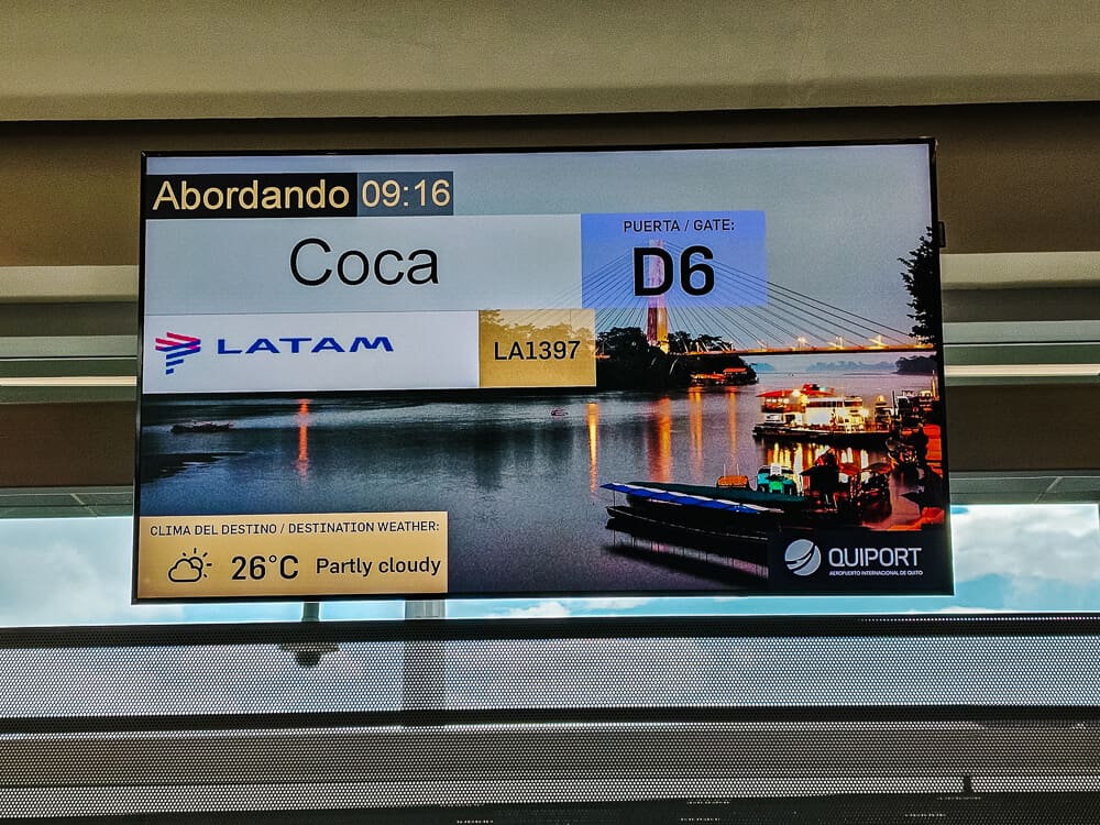 en vlucht van Quito brengt je binnen een half uur naar Coca, ofwel Puerto Francisco de Orellana, de hoofdstad van de provincie Orellana in de Amazone van Ecuador.