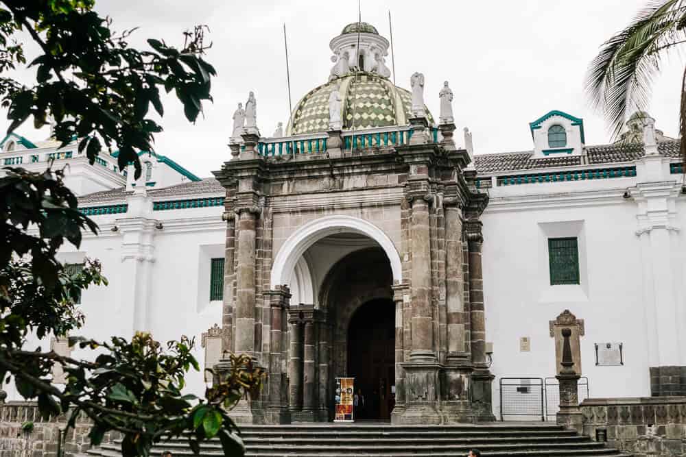 Quito in Ecuador bevat het grootste koloniale centrum van heel Zuid-Amerika met verschillende bezienswaardigheden.