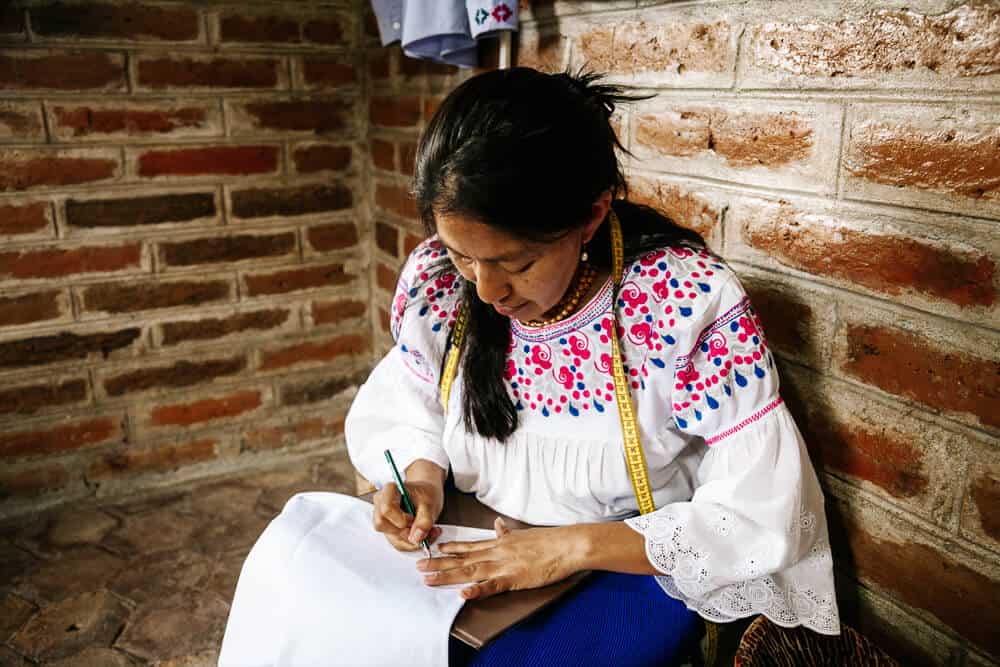 Zuleta, is een klein dorpje in Ecuador, wat volledig draait om de Zuleta borduurstijl, een traditie die teruggaat tot 1940.