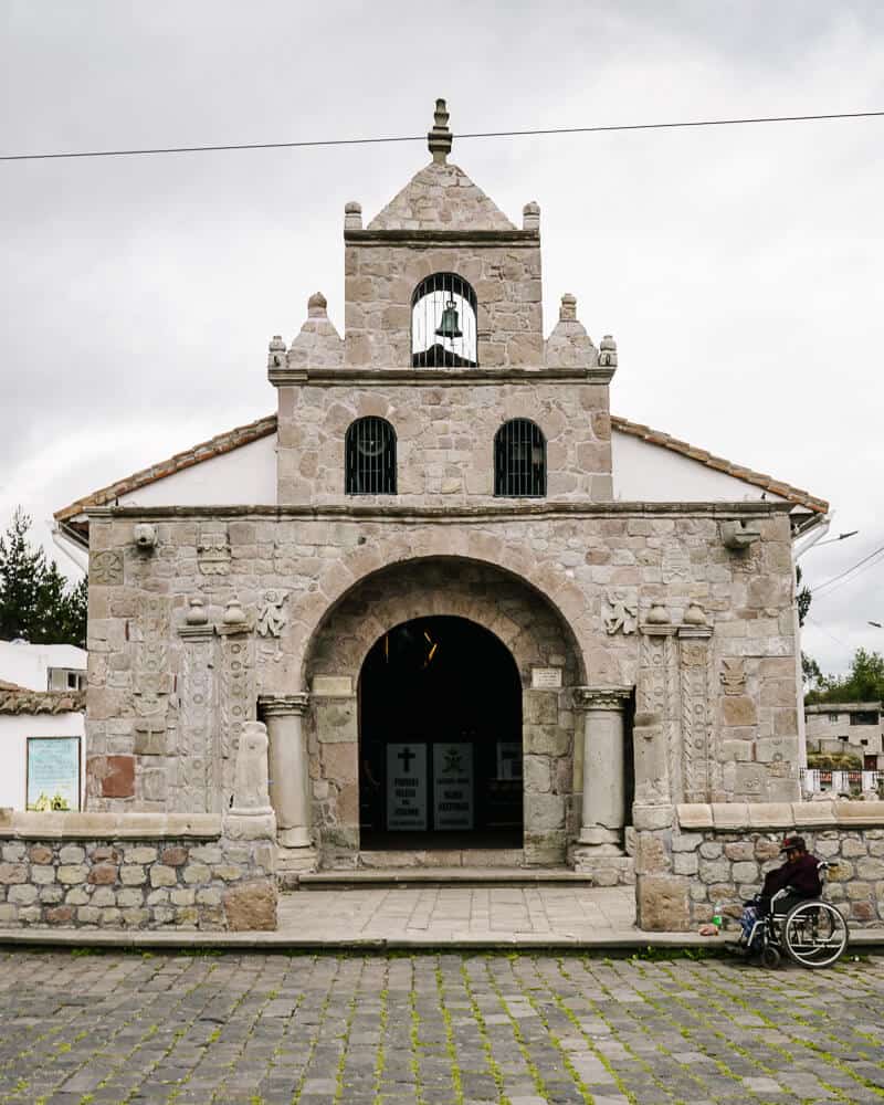 Iglesia de La Balbanera is in de 16e eeuw gesticht en hiermee het oudste kerkje uit Ecuador.