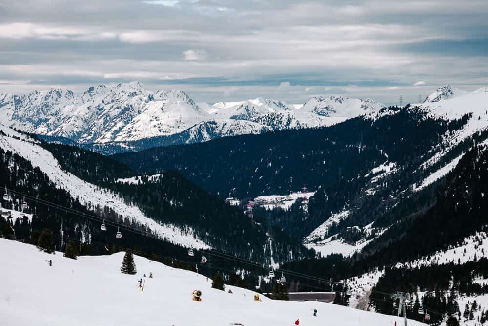 Ben je in de winter in Innsbruck? Dan wil je zeker een bezoek brengen aan skioord Kuhtai.