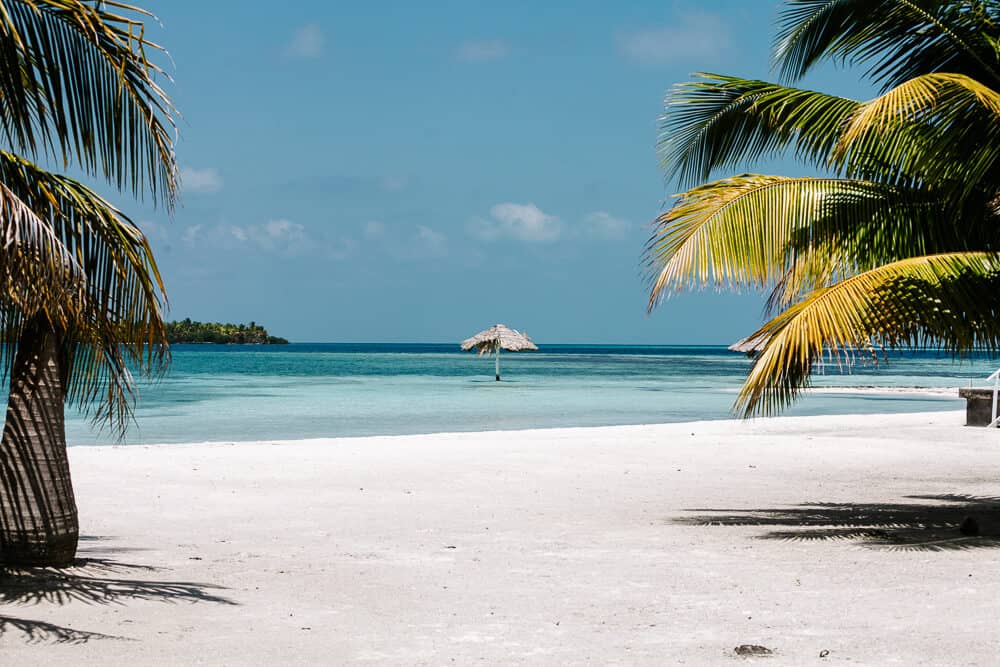 Rythm Reef Key is een van de idyllische eilandjes voor de kust van Belize.