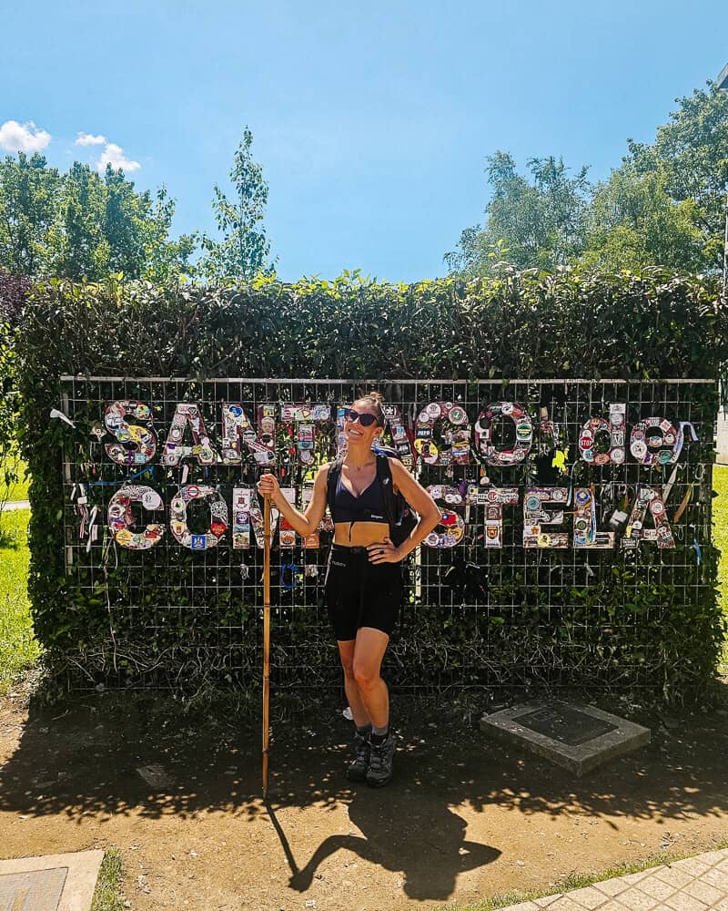 Benieuwd naar de Camino de Santiago? In het volgende artikel vind je alles wat je wilt weten over naar Santiago de Compostela wandelen.