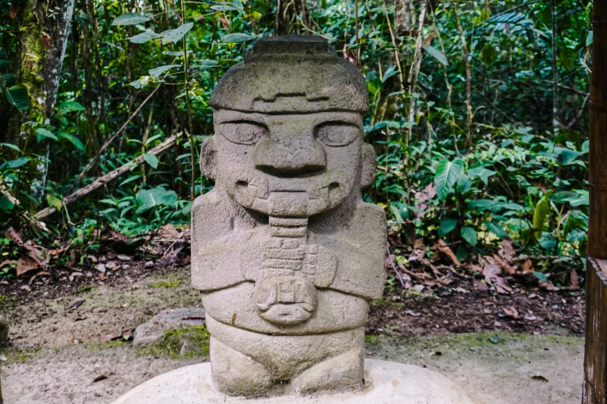 statues in Colombia