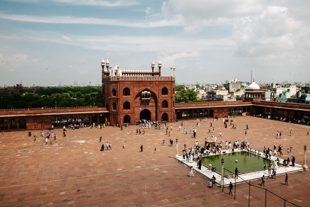 One of the famous things to do in New Delhi is to visit the Jama Mashid.