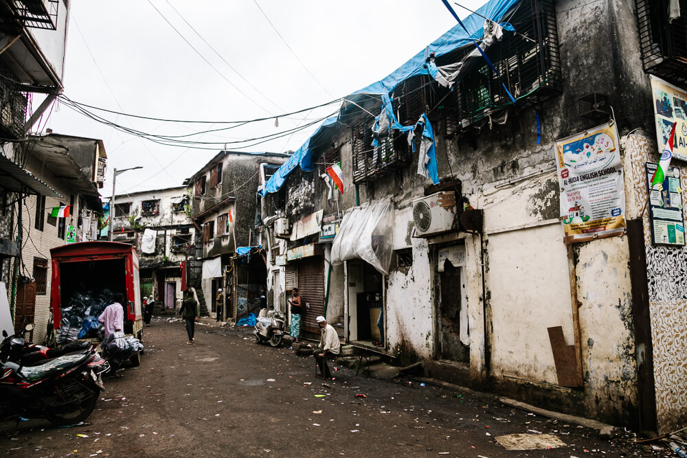 Discover the markets in this Mumbai travel guide, one of the best things to do in India.
