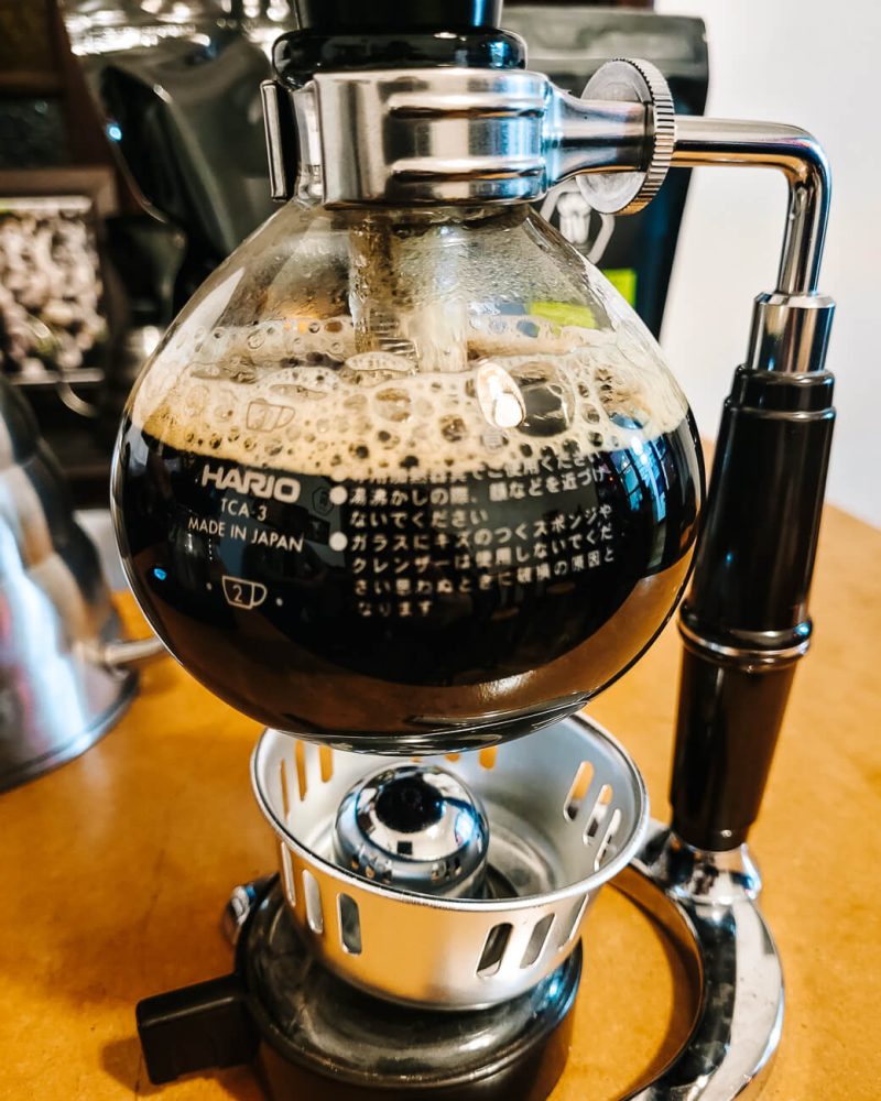 Koffie extractiemethode bij Divino Café Especial.

