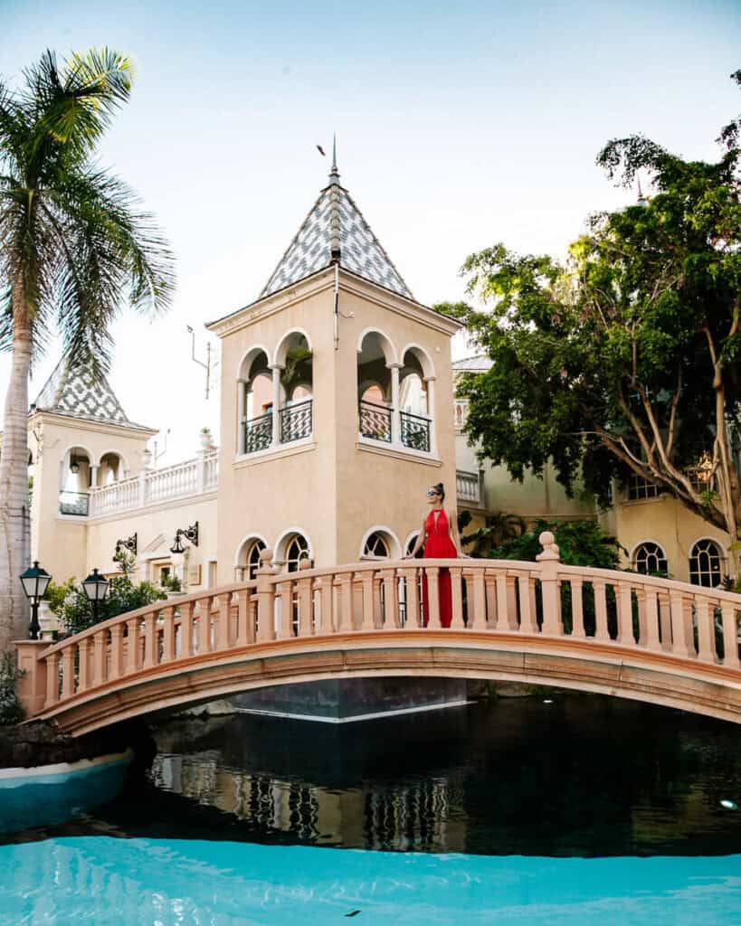 Discover Bahía del Duque, a luxury hotel located at the Costa Adeje on Tenerife.