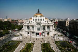 Ontdek mijn favoriete wijken en tips voor mooie bezienswaardigheden, activiteiten en culturele hoogtepunten in Mexico Stad.